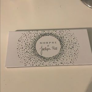 Jaclyn Hill eyeshadow palette